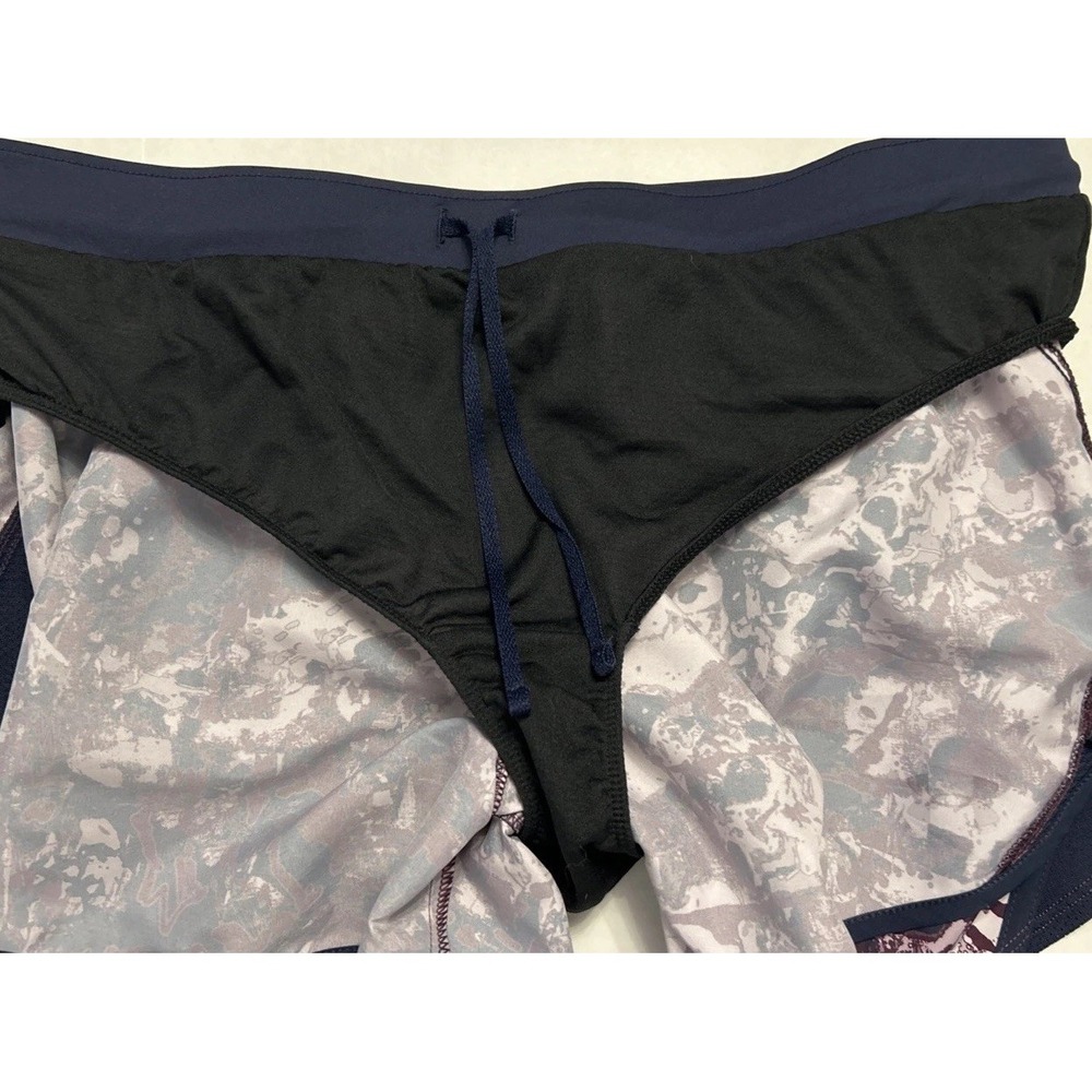 Women's UNDER ARMOUR UA‎ Fly-By 2.0 Printed Shorts Ash Plum / Midnight Large EC - Picture 5 of 6